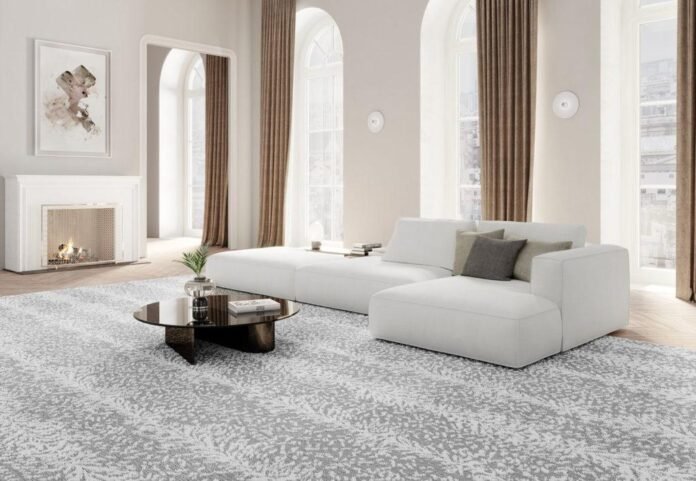 The patterned carpet is both quiet and practical