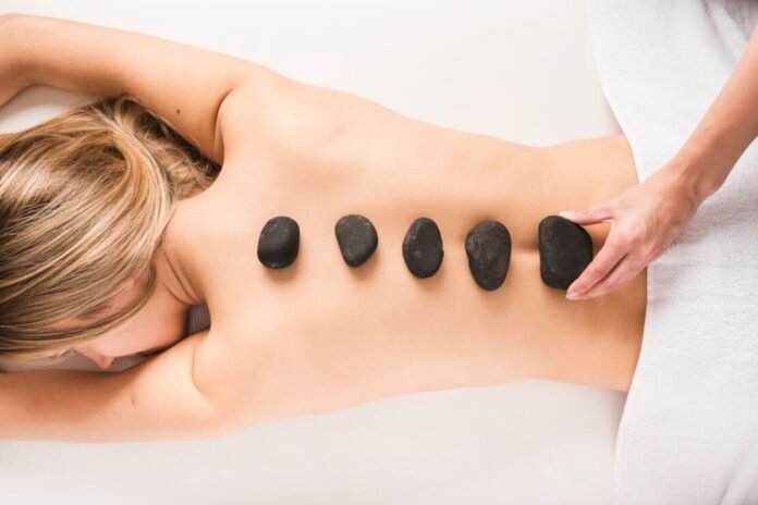 Hot-Stone-massage