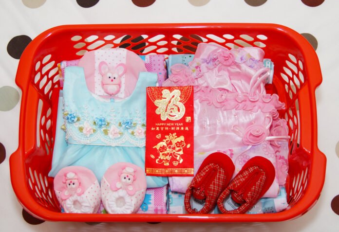 Can You Give Baby Books In A Baby Hamper?