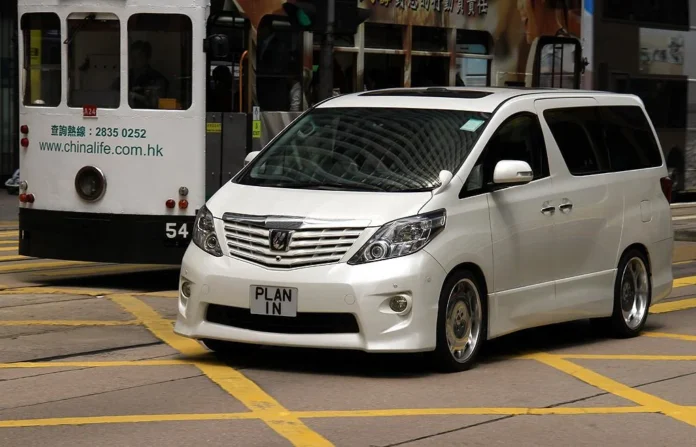 Used Toyota Alphard for Sale